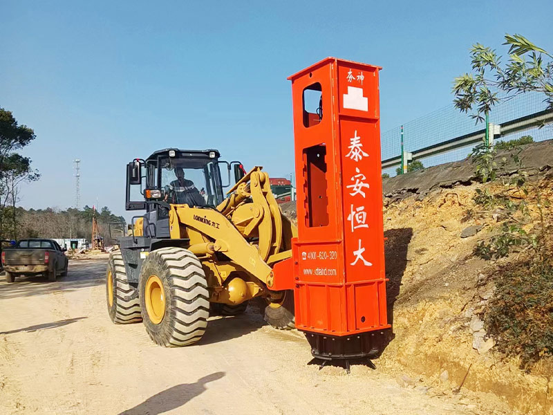 鏟車打夯機 鏟車打夯機
